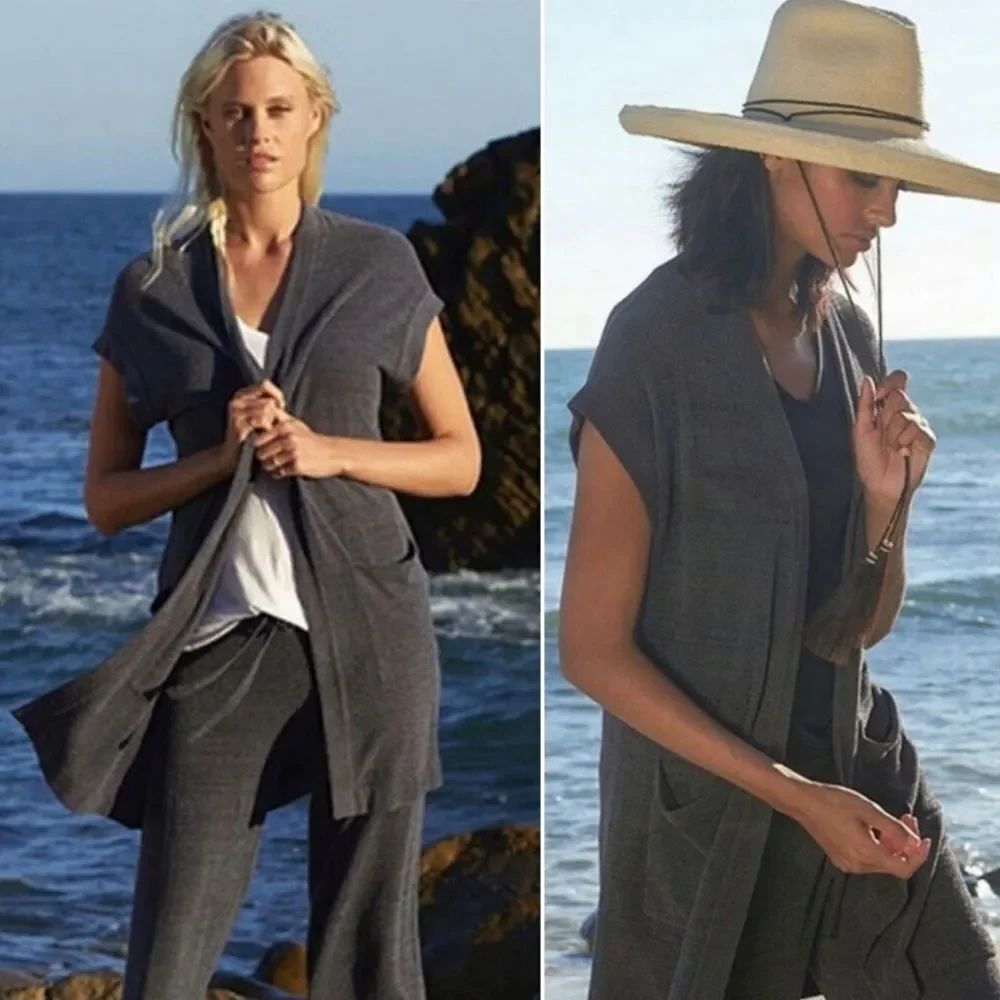 Barefoot dreams NWT cozychic ultra lite sleeveless long cardi carbon size M